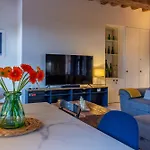 Balthazar, Parking Gratuit, Vue Privilegiee Sur La Cathedrale, Wifi Hd, Centre-ville De 아파트 *